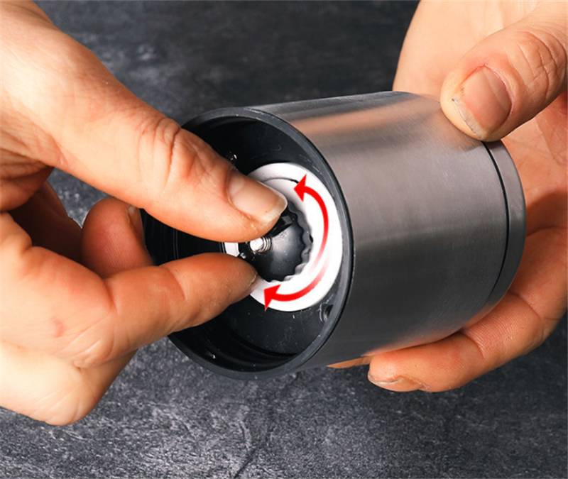 All-in-One Hand Grinder & Coffee Brewer